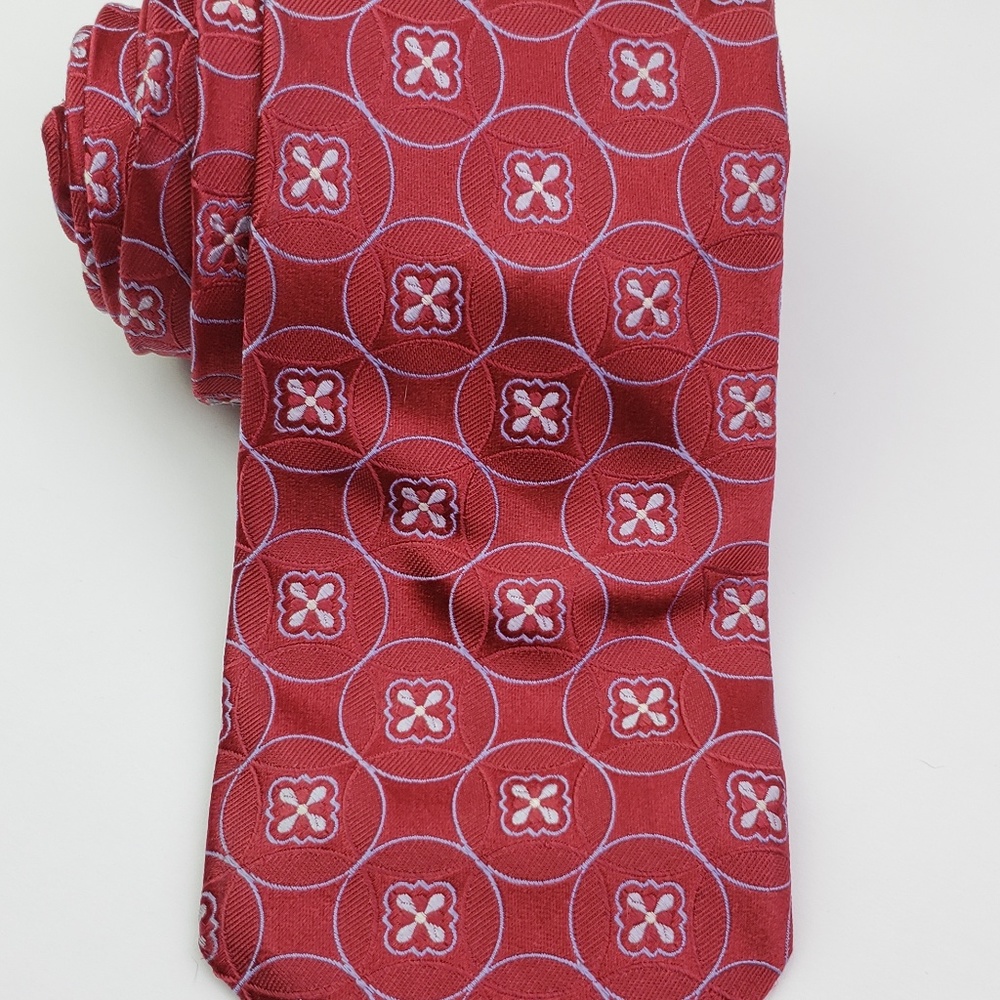 Ike Behar 100% Silk Neck Tie Geometric Shape